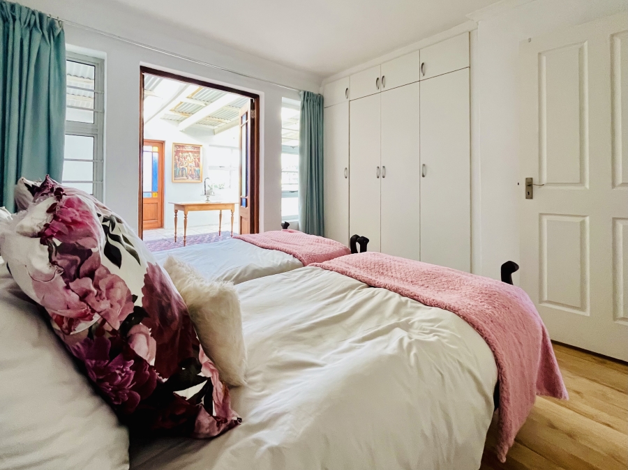3 Bedroom Property for Sale in Sandbaai Western Cape